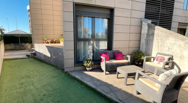 Planta baja en Venta en Calle Eusebio Santamaría en Peñacastillo - Nueva Montaña