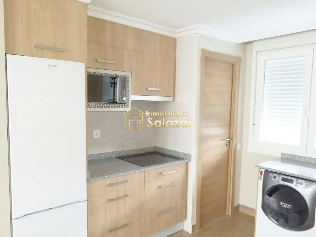 Cocina de Piso de alquiler en Bilbao  con Calefacción