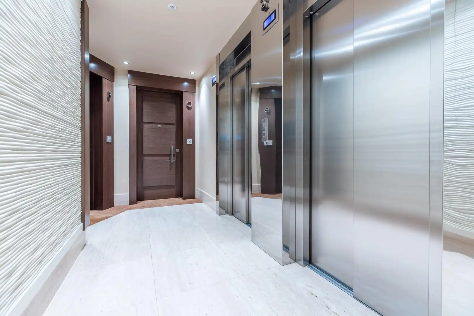 Piso en venta en A Coruña Capital  con Calefacción, Jardín privado y Trastero