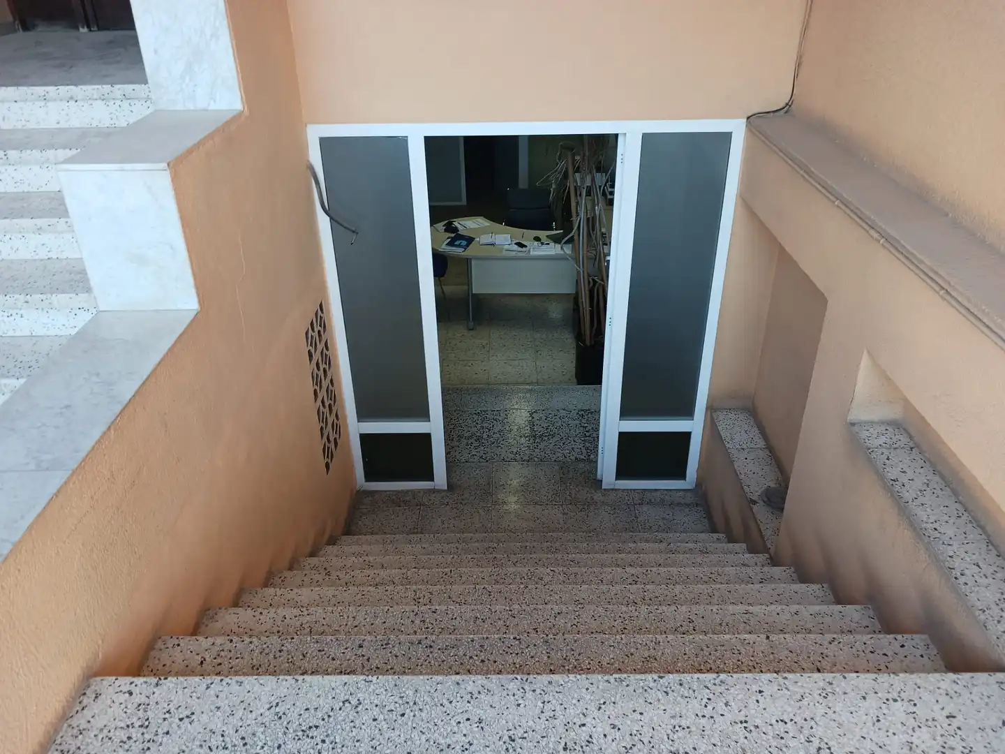 Business premises for sale in Plaça Rafael Casanovas