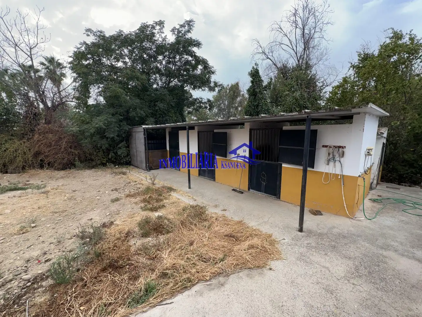Houses for sale in Córdoba  with Air Conditioner, Heating and Storage room
