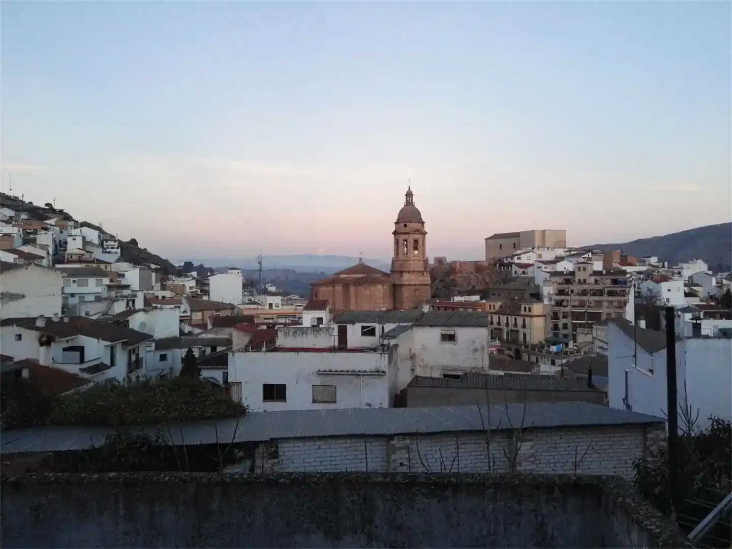 Vista exterior de Casa adosada en venda en Loja, Granada