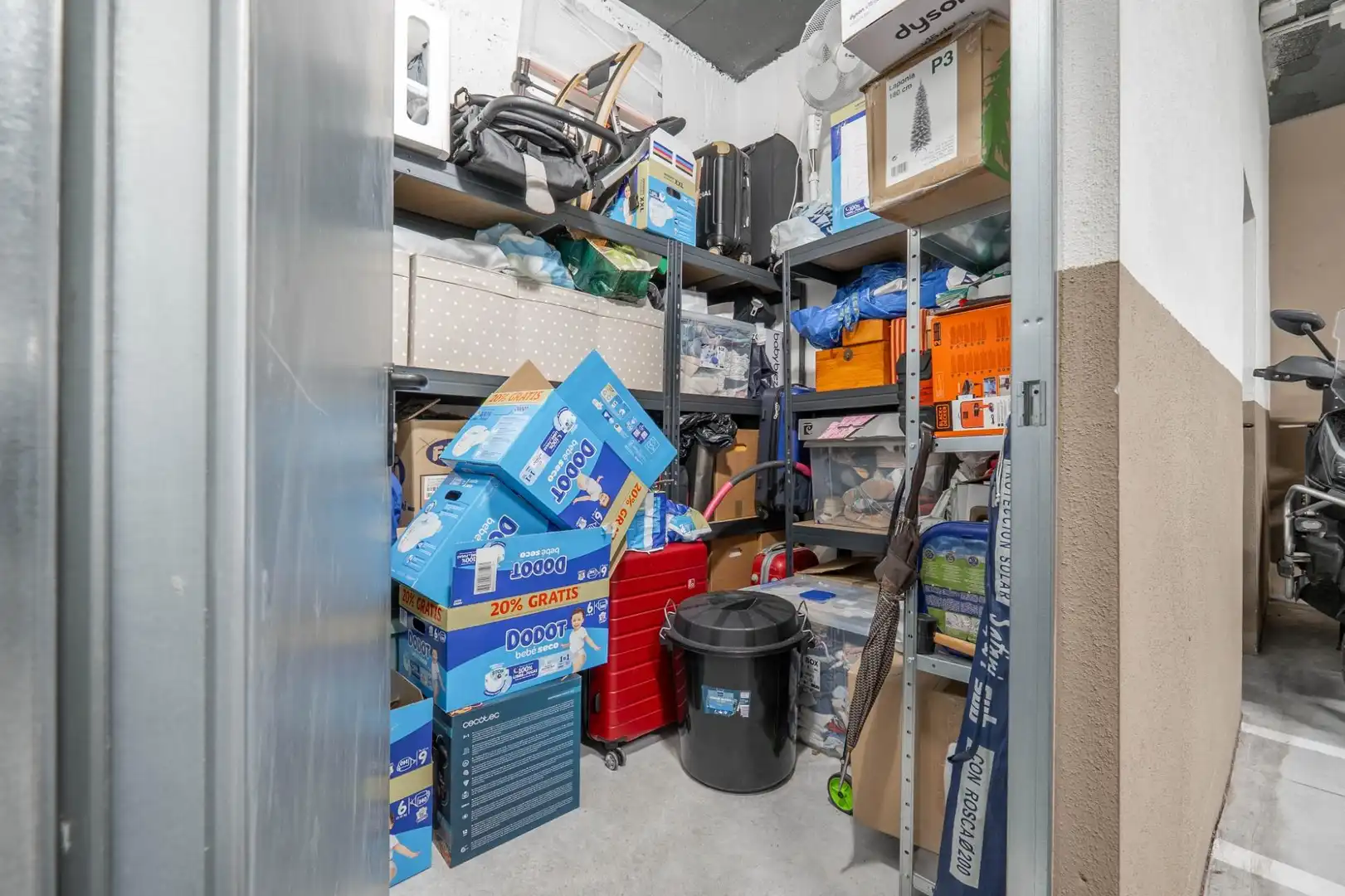 Wohnung zum Verkauf in Granada mit Heizung, Möbliert und Gemeinschaftspool