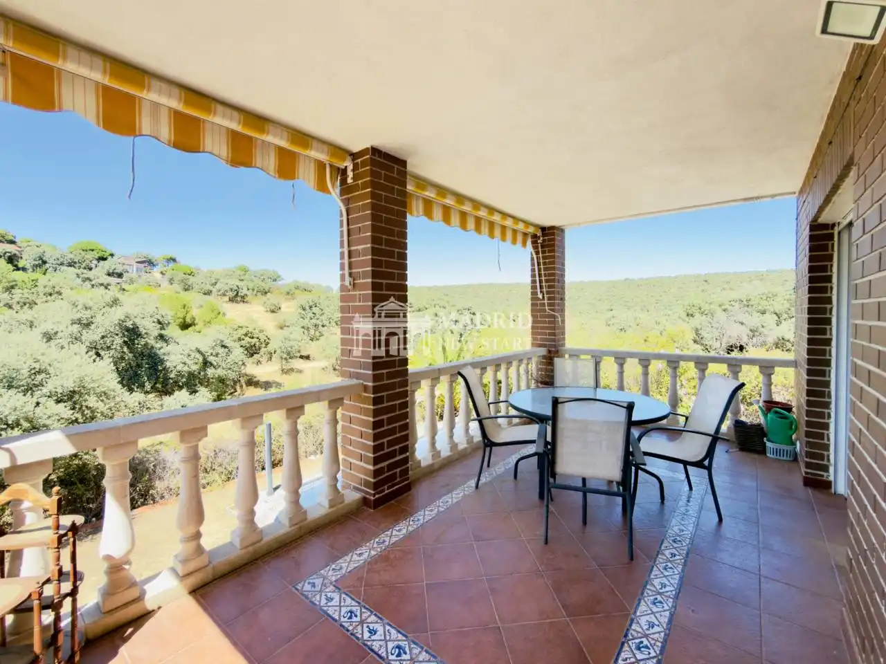 Terraza de Casa o chalet en venta en Villa del Prado con Aire acondicionado, Calefacción y Jardín privado