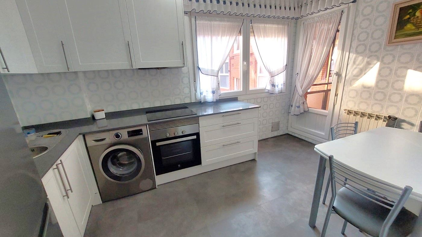 Kitchen of Flat for sale in Getxo   with Heating, Terrace and Furnished