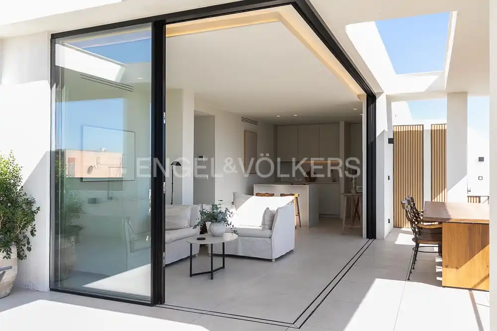 Terrace of Attic for rent in Valencia  with Air Conditioner, Heating and Terrace