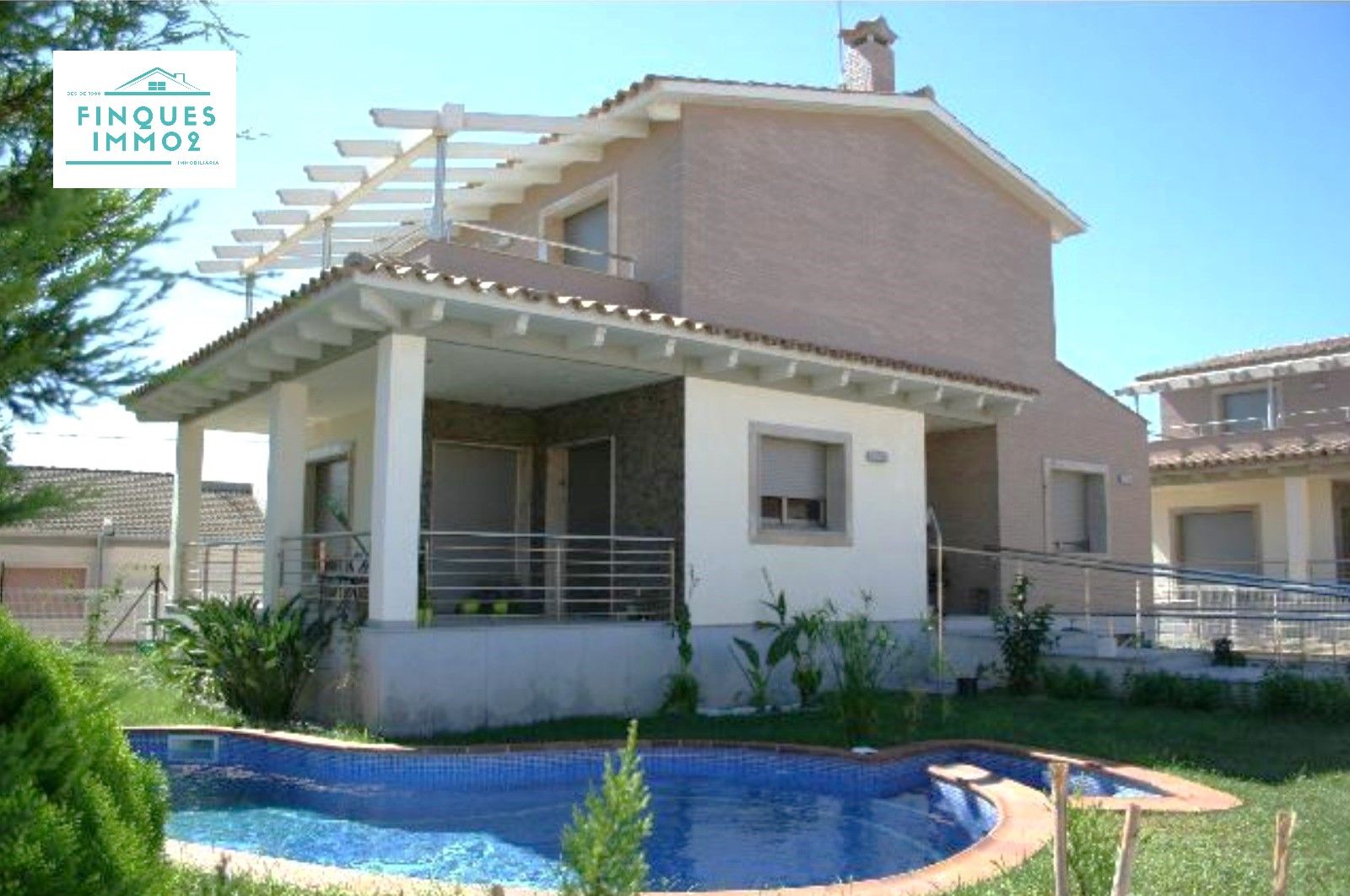 Exterior view of House or chalet for sale in L'Aldea  with Air Conditioner, Private garden and Parquet flooring