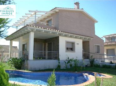 Villa avec piscine à vendre à L'Aldea