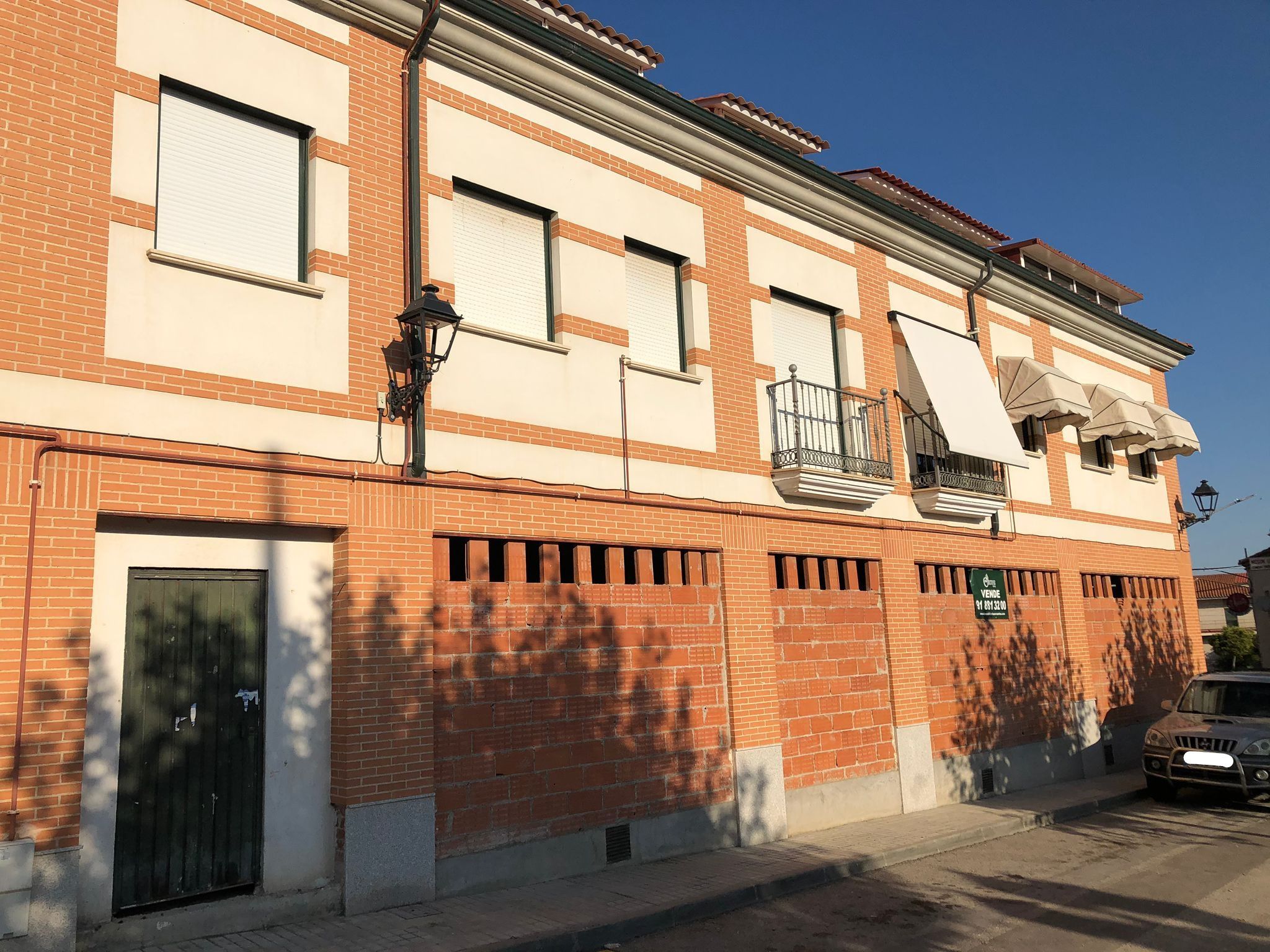 Vista exterior de Local en venda en Anchuelo