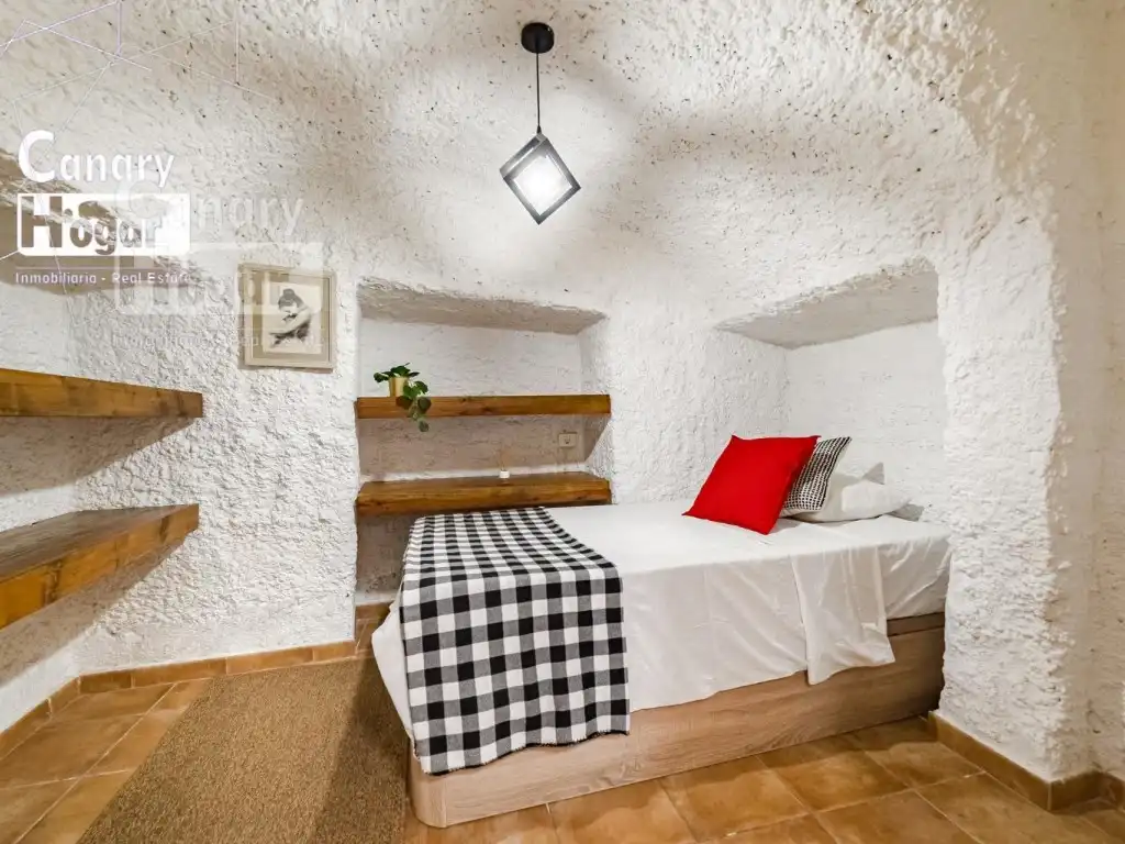 Houses for sale in Granadilla de Abona  with Air Conditioner