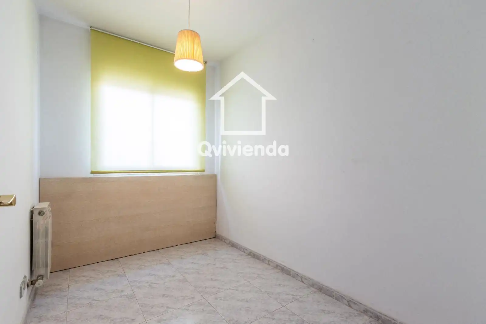 Dormitori de Pis en venda en Parets del Vallès amb Aire condicionat i Terrassa