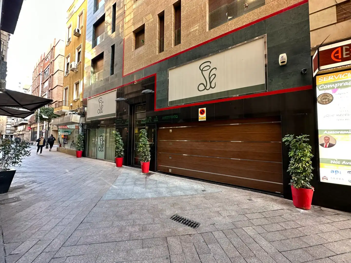 Vista exterior de Local de alquiler en Murcia con Aire acondicionado