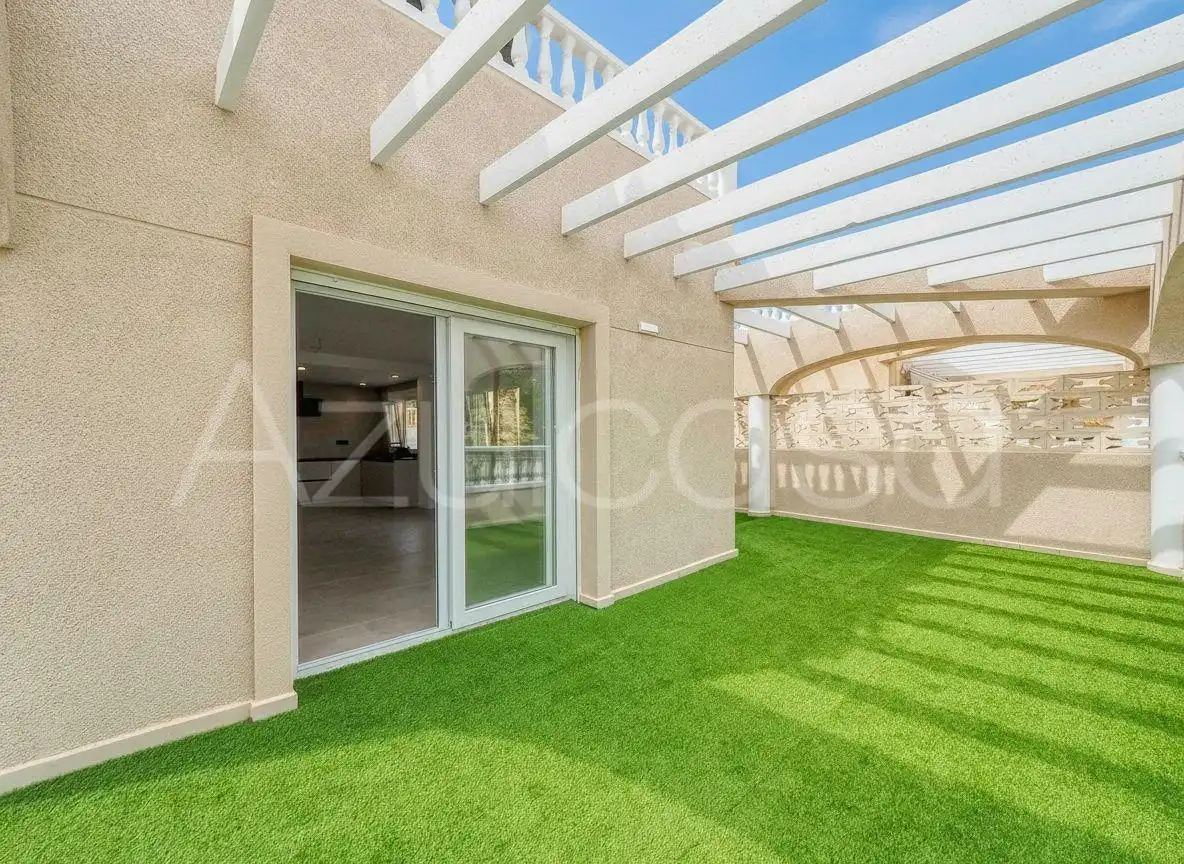 Terrace of Detached homes for sale in El Campello  with Air Conditioner, Terrace and Alarm