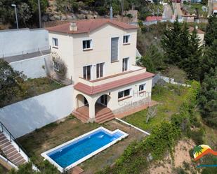 Vista exterior de Casa o xalet en venda en Lloret de Mar amb Calefacció, Jardí privat i Terrassa