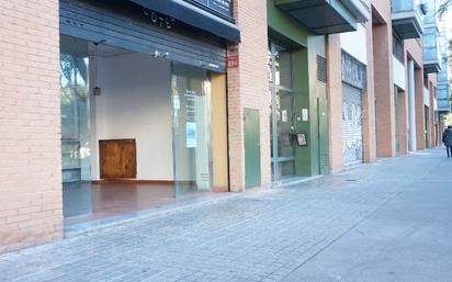 Exterior view of Premises for sale in  Barcelona Capital  with Alarm