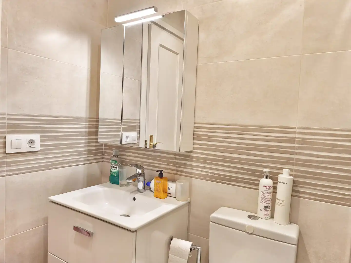 Badezimmer von Wohnungen zum Verkauf in Lloret de Mar mit Heizung, Terrasse und Balkon