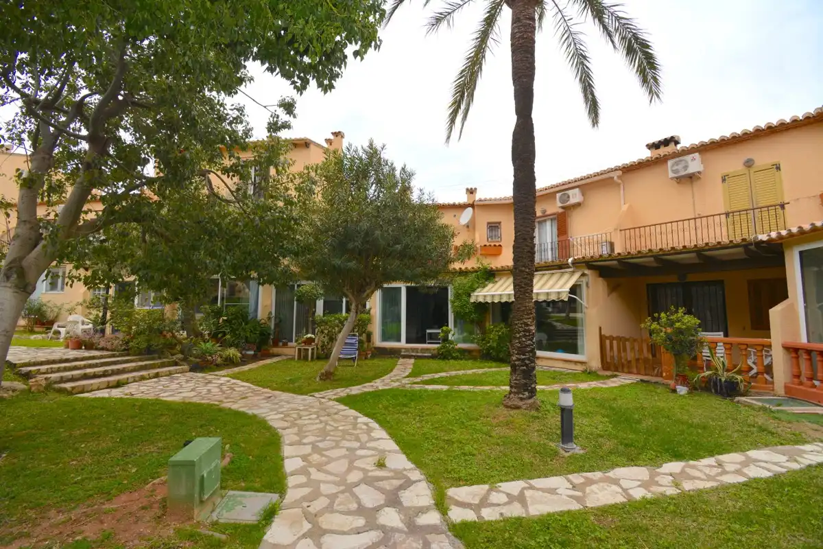 Garden of Detached homes for sale in Dénia  with Air Conditioner and Community pool