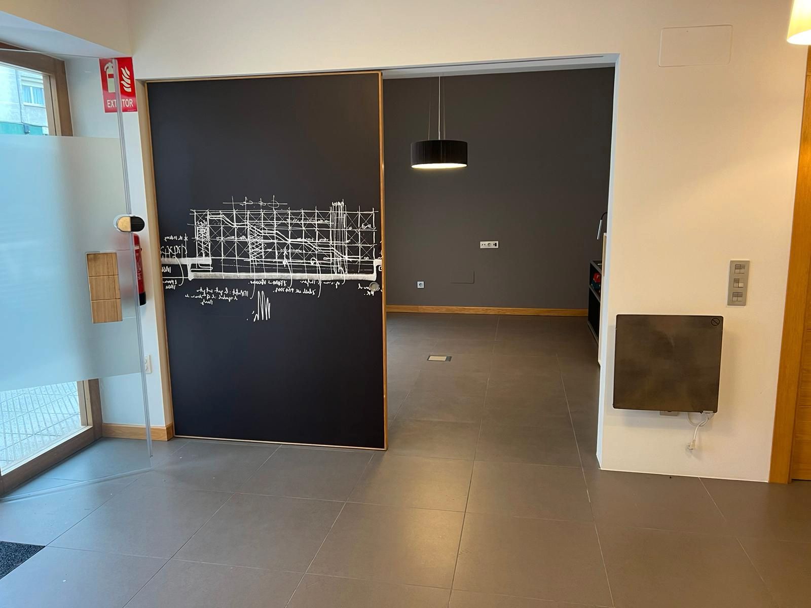 Premises for sale in Calle Helechos, 3, Milán - Pumarín