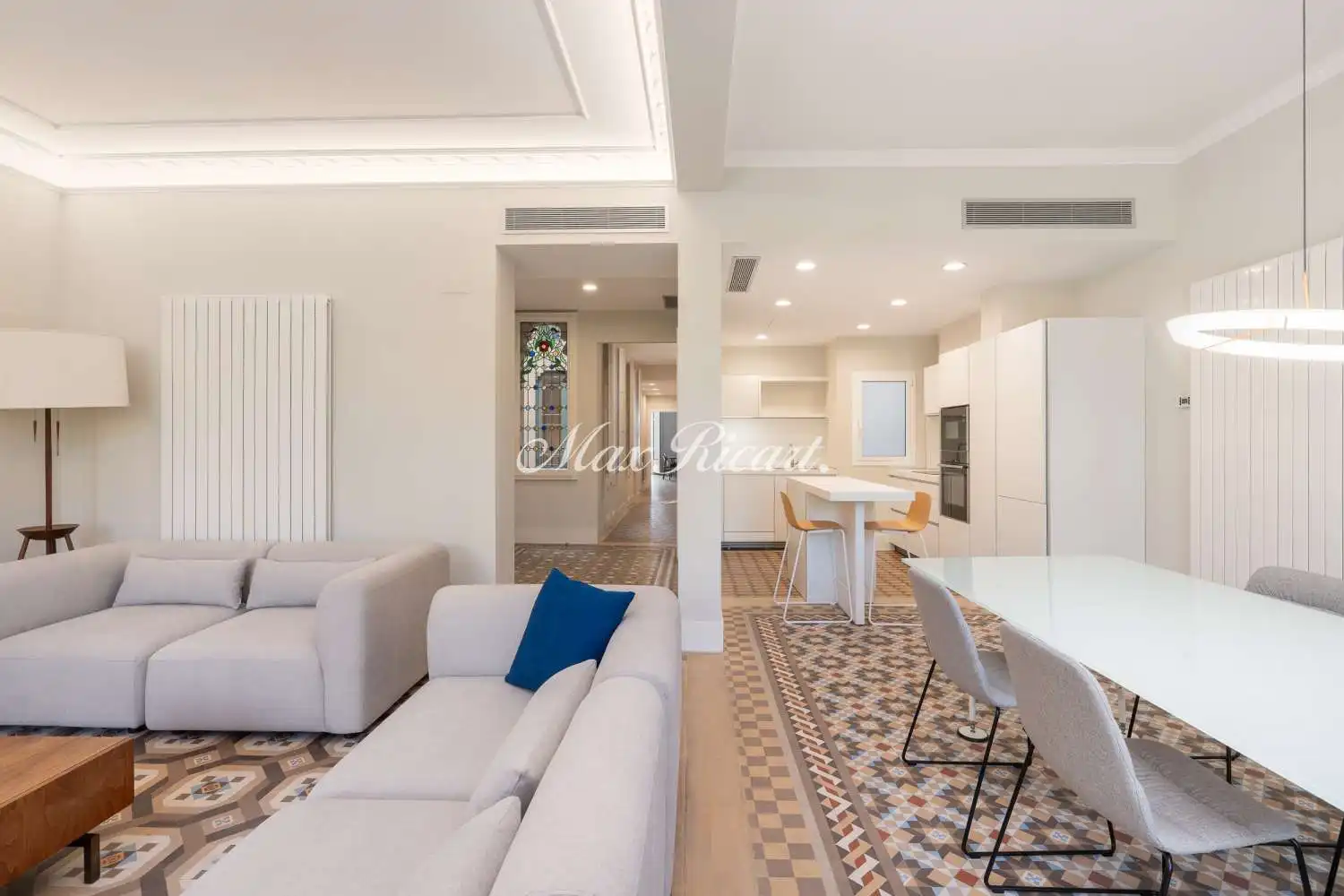 Living room of Flat for rent in Barcelona  with Air Conditioner, Heating and Storage room
