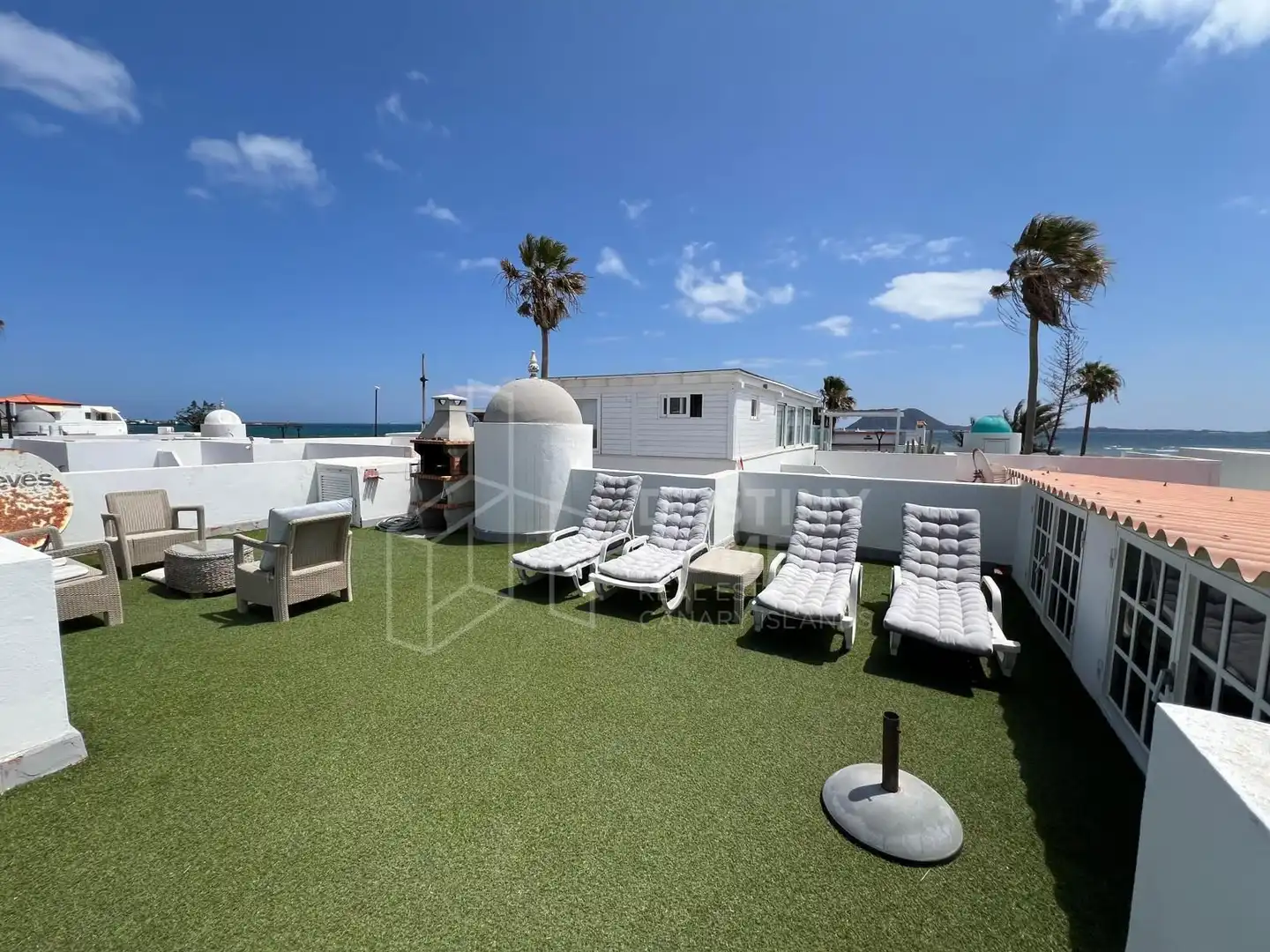 Casa amb piscina en venda a Poris