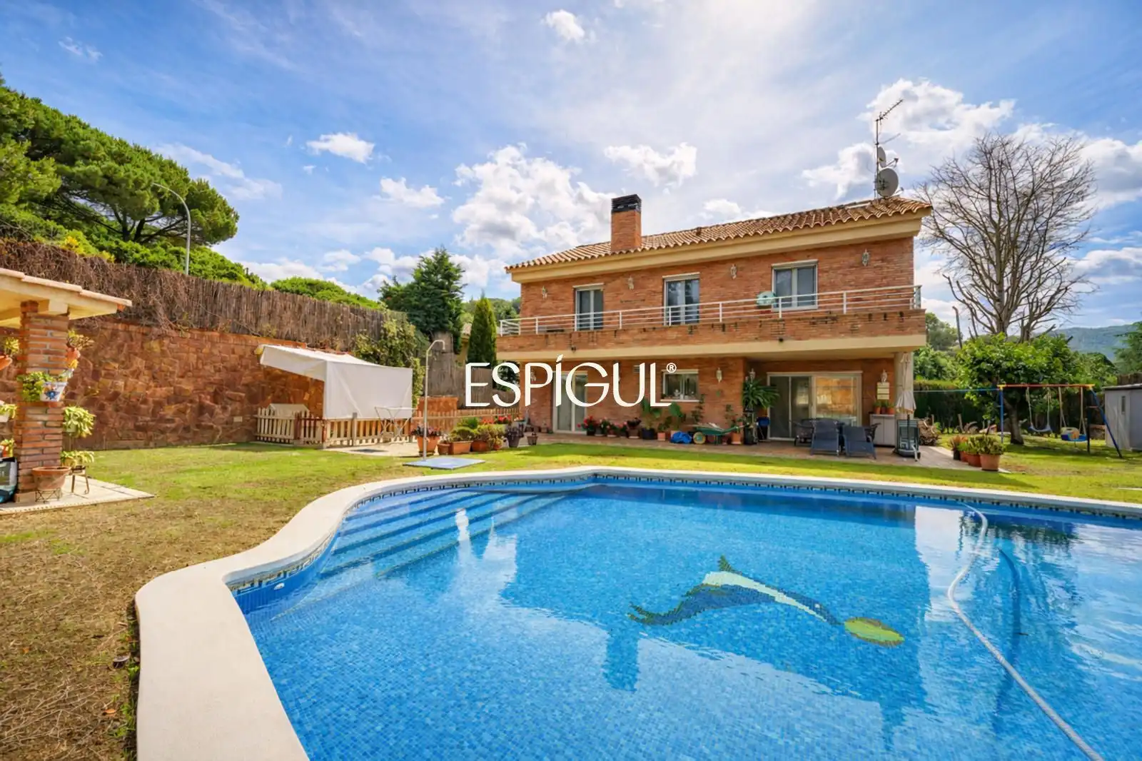 House with terrace for sale in Salvador Espriu
