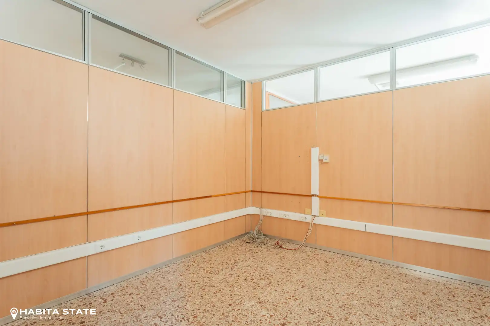 Oficina de alquiler en Almería