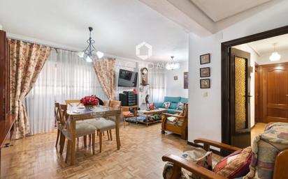 Living room of Flat for sale in  Madrid Capital  with Terrace