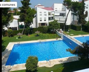 Piscina de Pis en venda en El Puerto de Santa María amb Aire condicionat, Terrassa i Traster