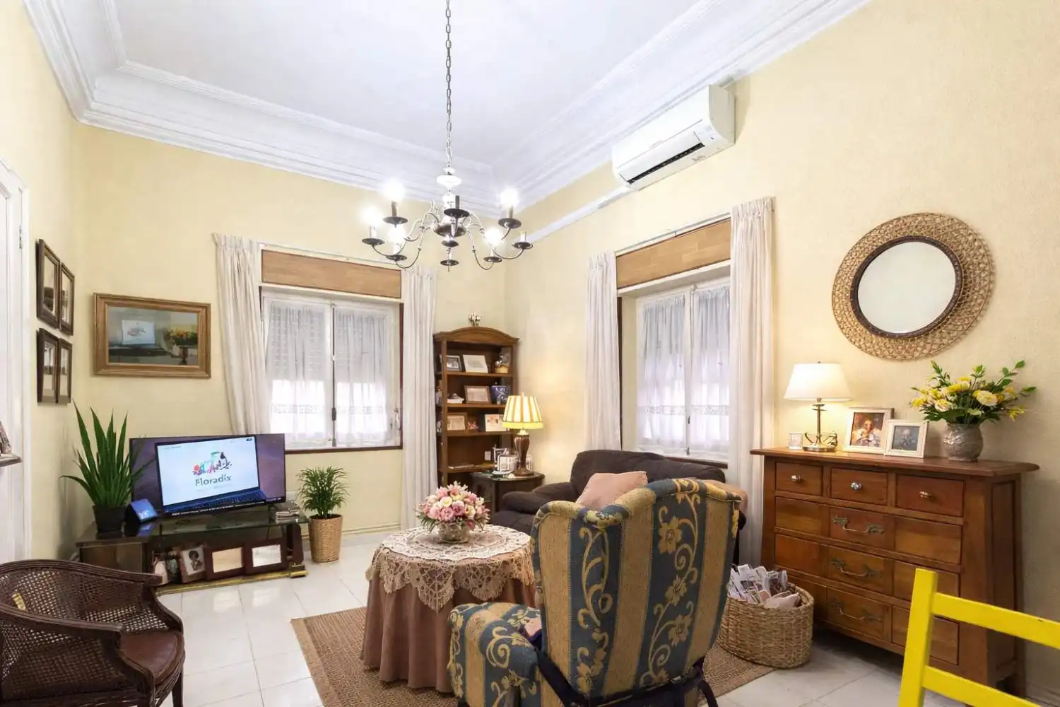 Wohnzimmer von Einfamilien-Reihenhaus zum Verkauf in  Albacete Capital mit Heizung, Abstellraum und Balkon