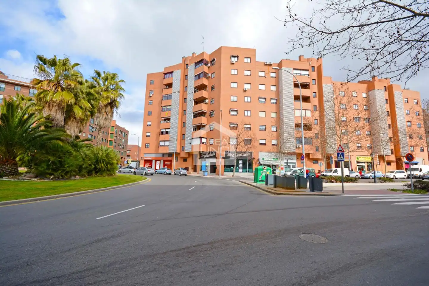 Exterior view of Garage for sale in Alcorcón