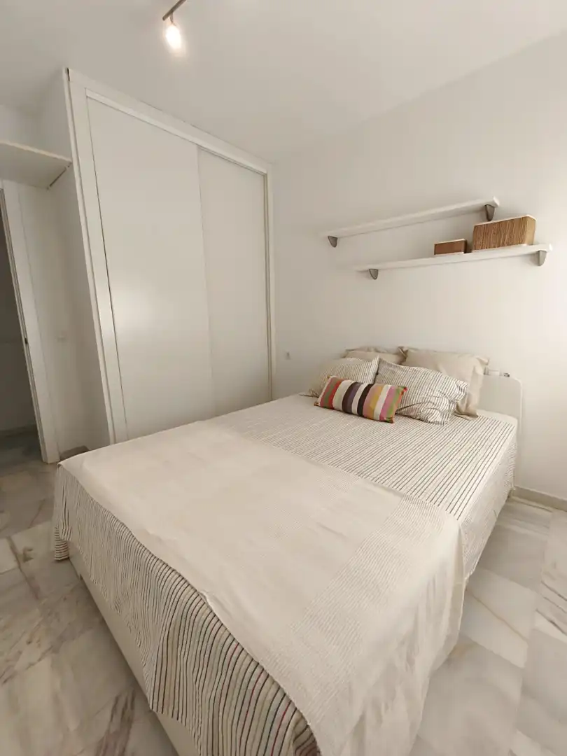 Dormitori de Àtic en venda en Málaga amb Aire condicionat, Terrassa i Moblat