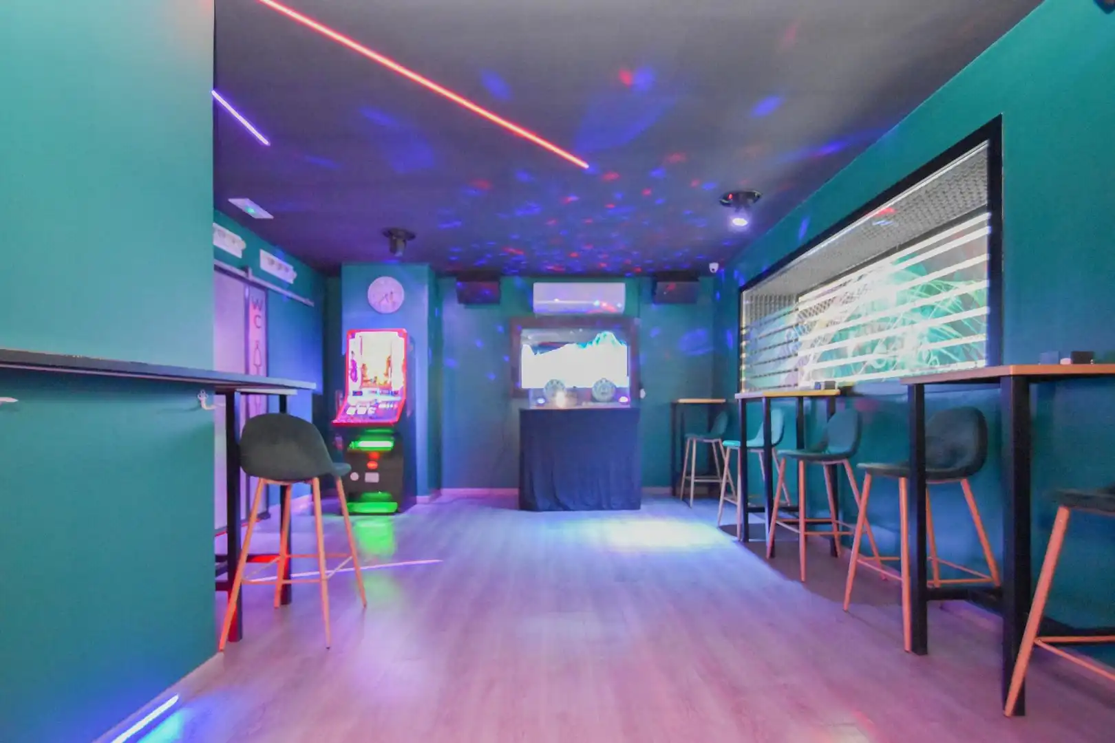 Business premises for transfer in Calle socrates 22, imagen 7
