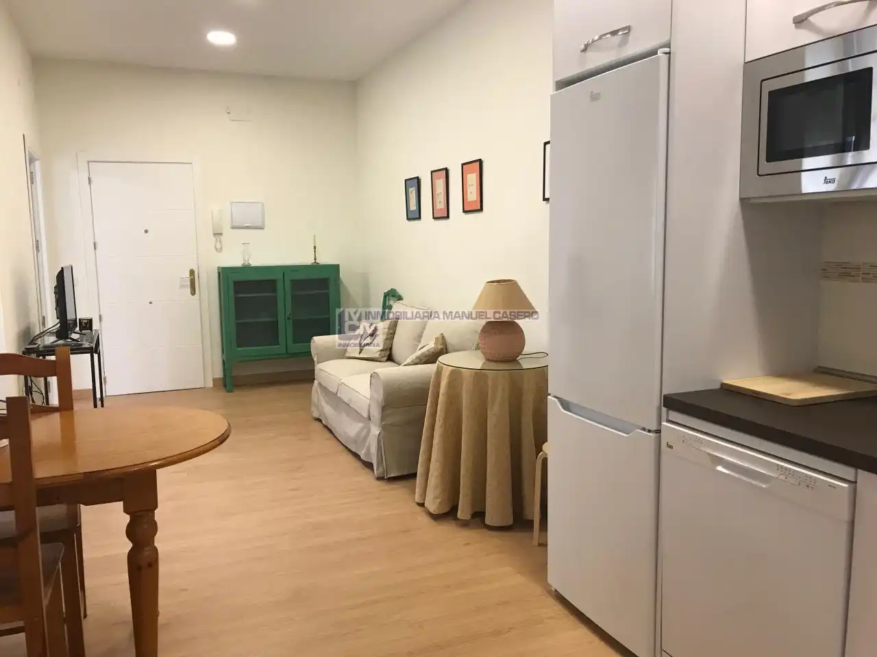 Sala de estar de Apartamento de alquiler en Cáceres con Aire acondicionado, Calefacción y Amueblado