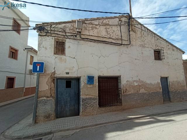 Casa adosada en Venta en Huéscar