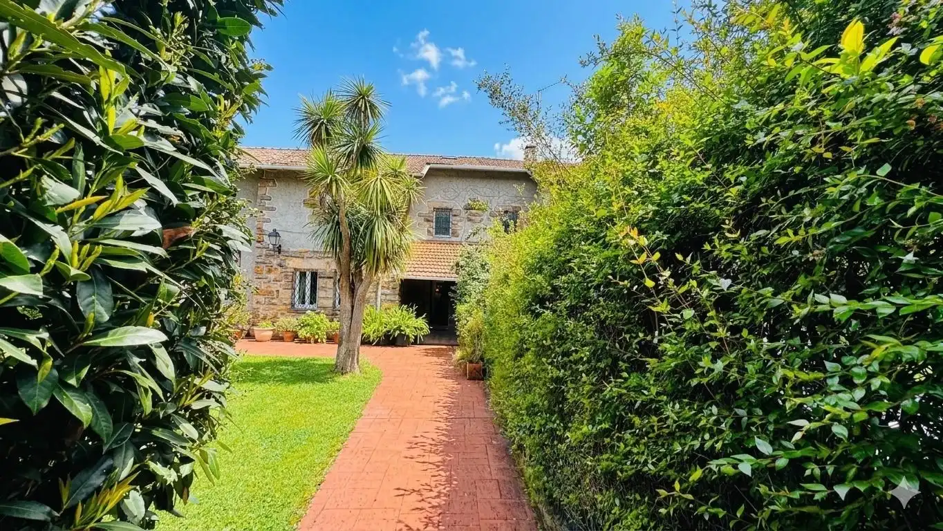 Jardí de Casa o xalet en venda en Galdakao amb Calefacció i Terrassa