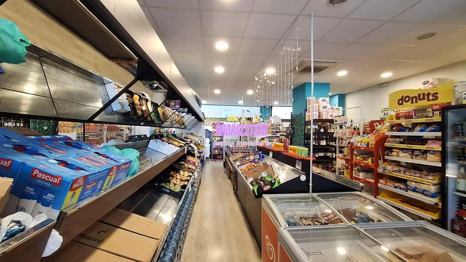 Local en venta en Badalona con Aire acondicionado