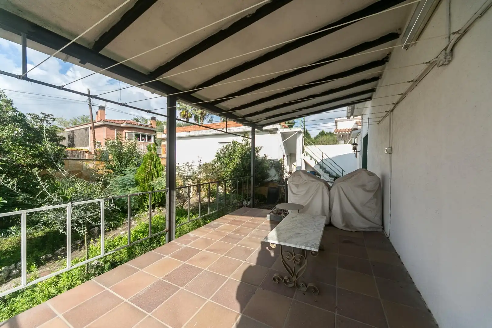 Terrassa de Casa o xalet en venda en Cerdanyola del Vallès amb Calefacció, Jardí privat i Terrassa
