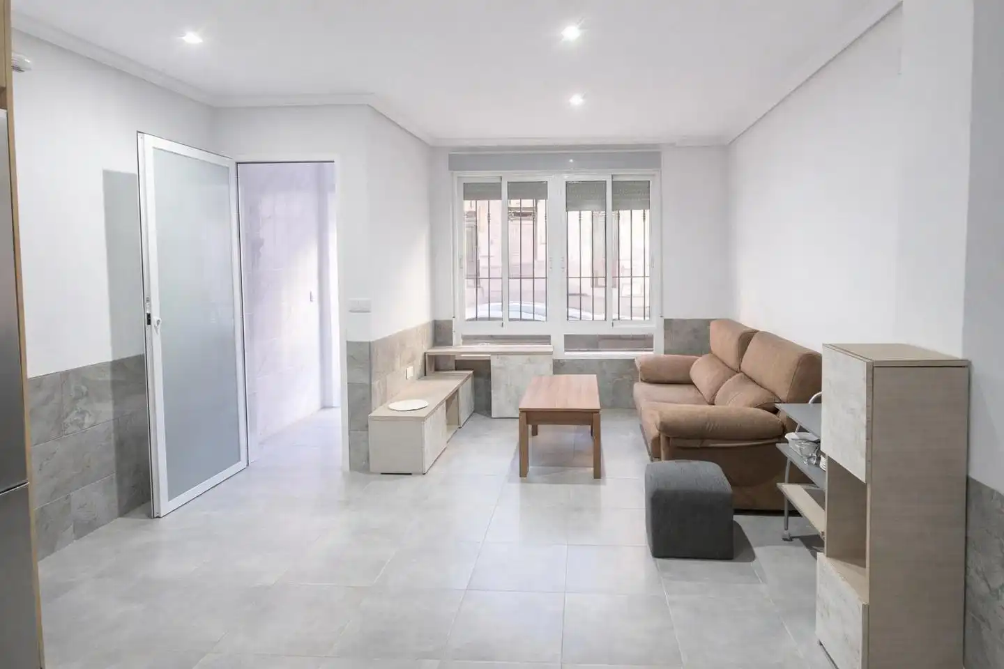 Living room of Ground floor for sale in Elche / Elx  with Furnished
