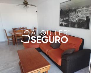 Living room of Flat to rent in Benalmádena  with Air Conditioner, Terrace and Swimming Pool