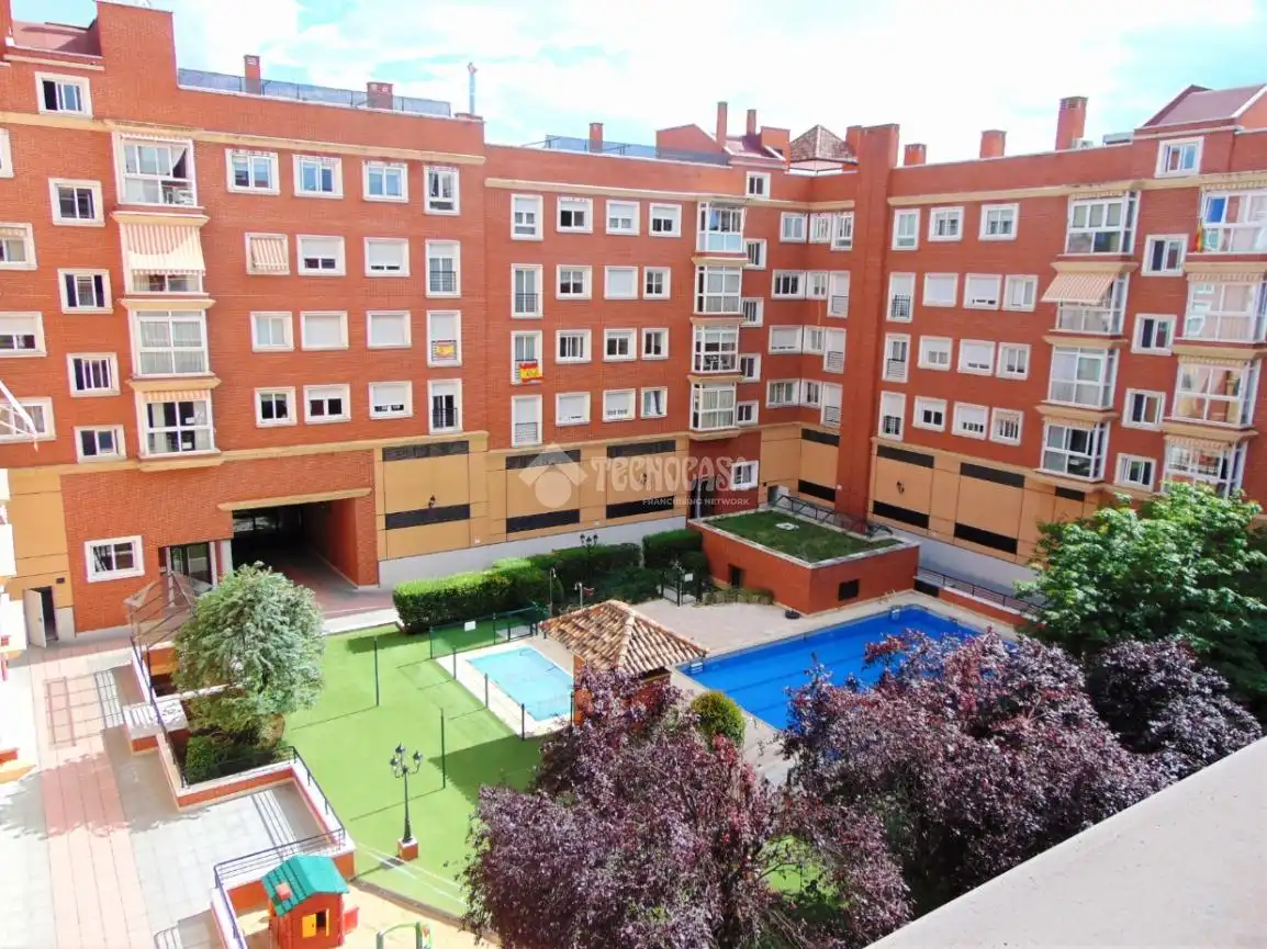 Vista exterior de Pis de lloguer en Madrid amb Aire condicionat, Calefacció i Parquet