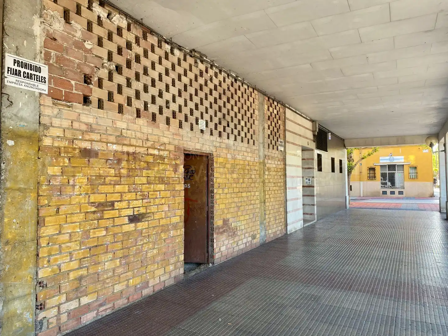 Local en venta en  Logroño