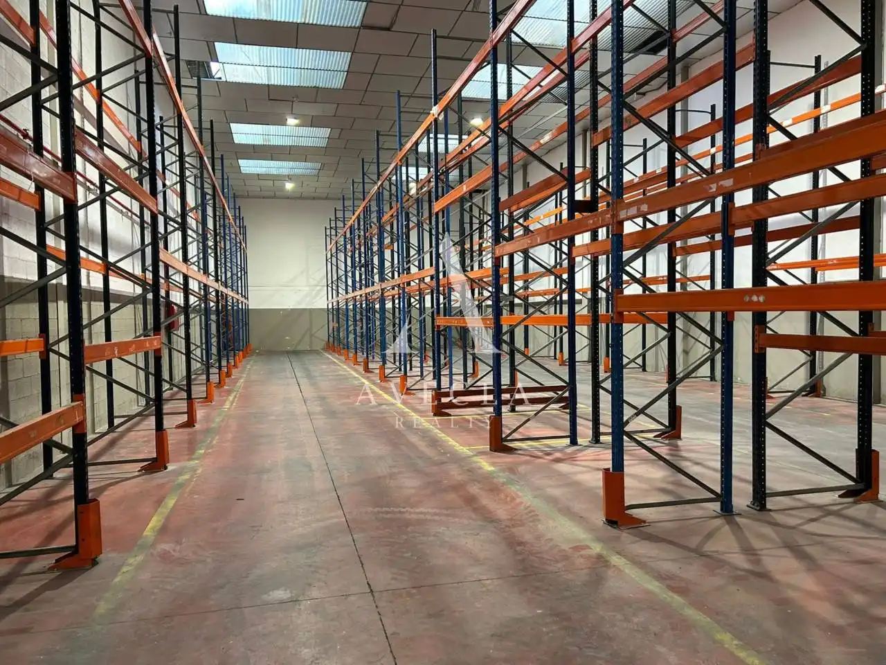 Fabrikhallen zur Miete in Viladecavalls