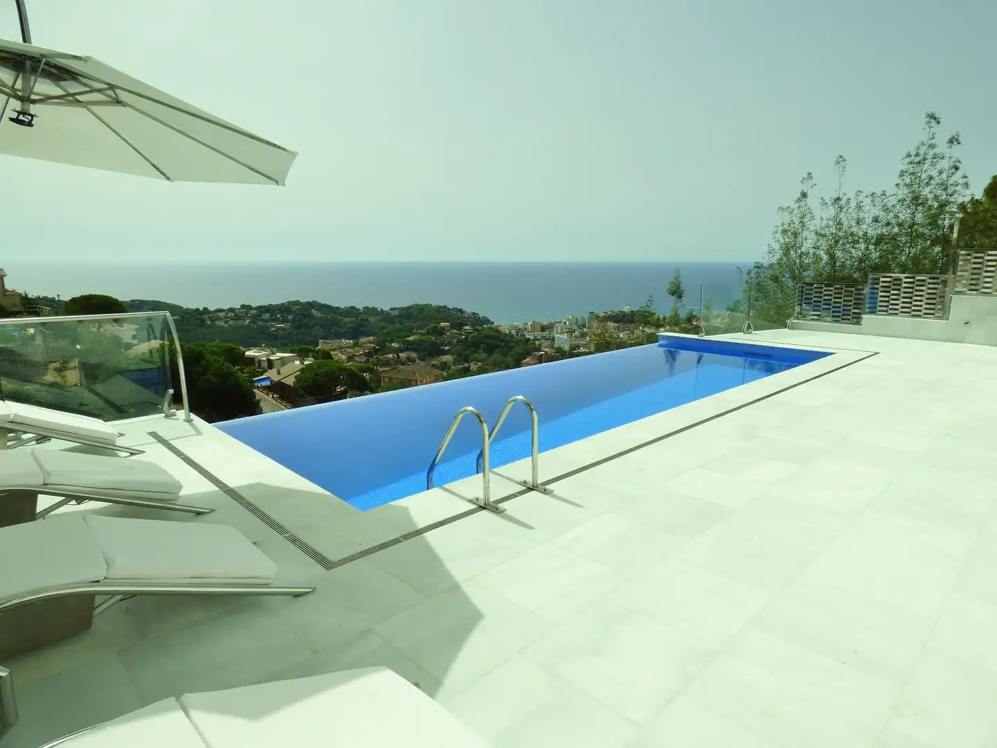 Piscina de Casa o xalet en venda en Lloret de Mar amb Aire condicionat, Calefacció i Jardí privat