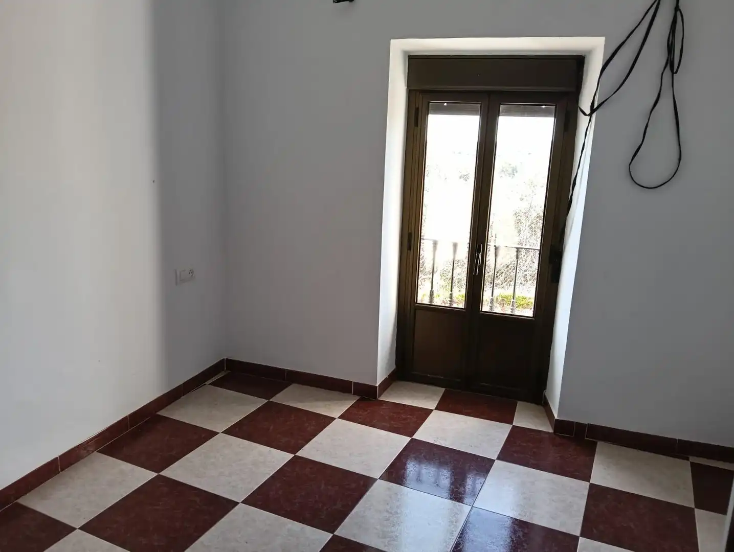 Casa adosada en venta en Constantina