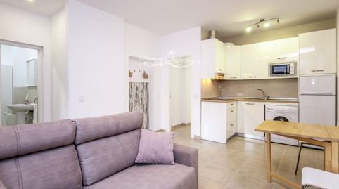 Foto 4 de Piso en venta en Los Boliches, Fuengirola