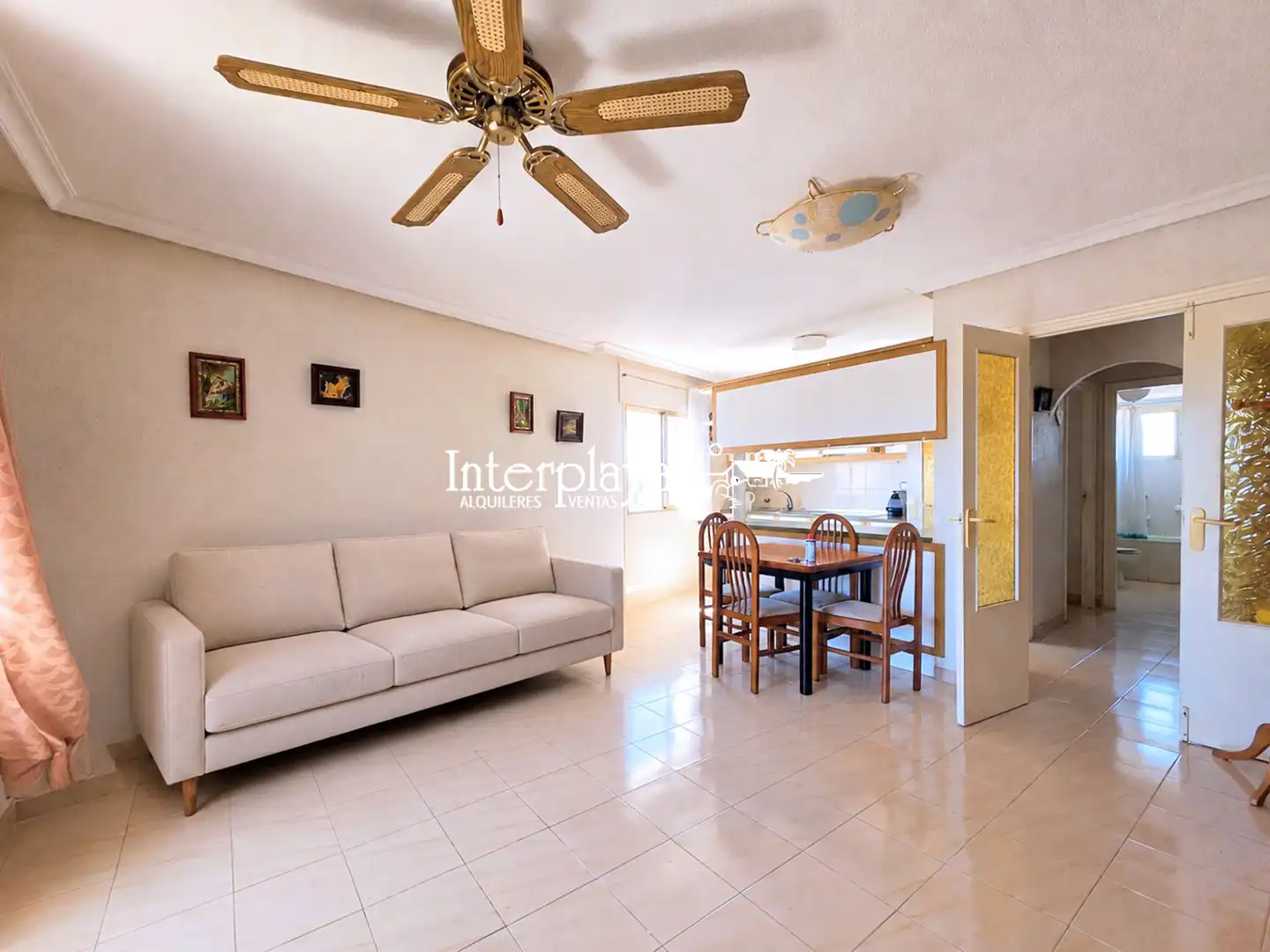 Sala de estar de Apartamento en venta en La Manga del Mar Menor con Aire acondicionado, Terraza y Amueblado