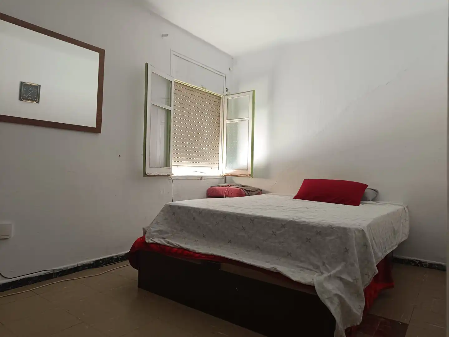 Schlafzimmer von Wohnung zum Verkauf in Terrassa mit Möbliert