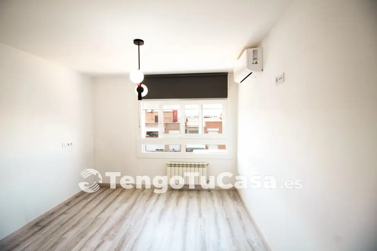 Habitación de Piso en venta en Madrid con Aire acondicionado, Calefacción y Terraza