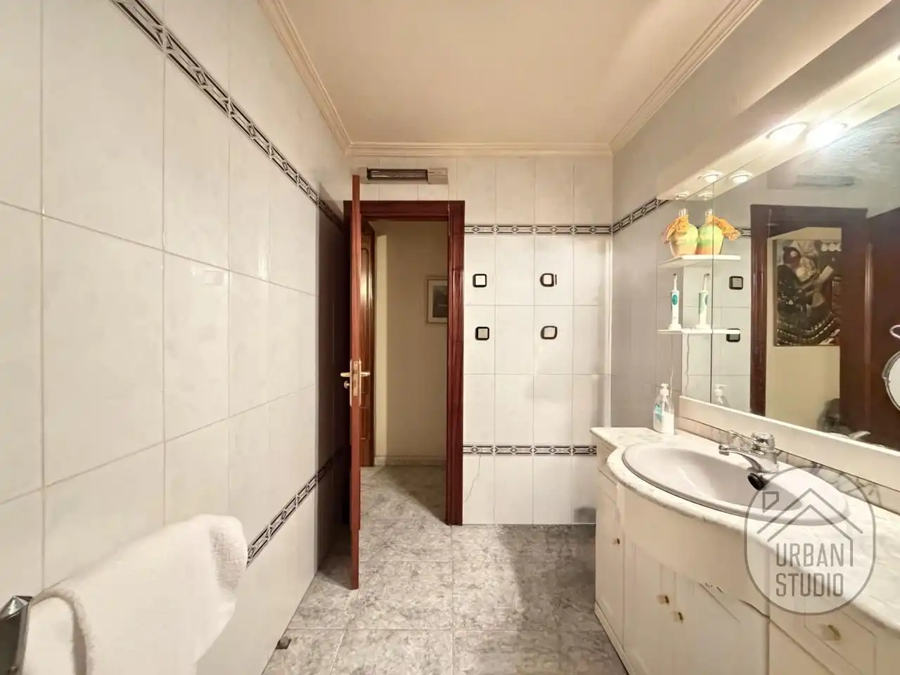 Bathroom of Flat for sale in Elda  with Heating