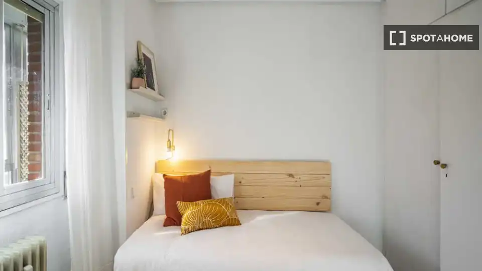 Bedroom of Flat for share in Moncloa - Aravaca